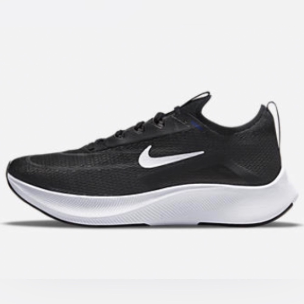 Nike Zoom Fly 4